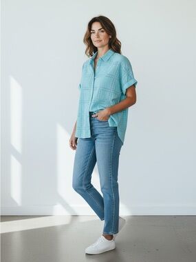 Sundance Aqua Turquoise Eyelet Pattern Button Down Oversized Top Spring Large